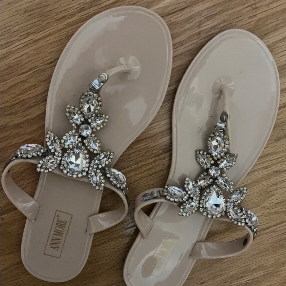 Studded sandal - jelly sole